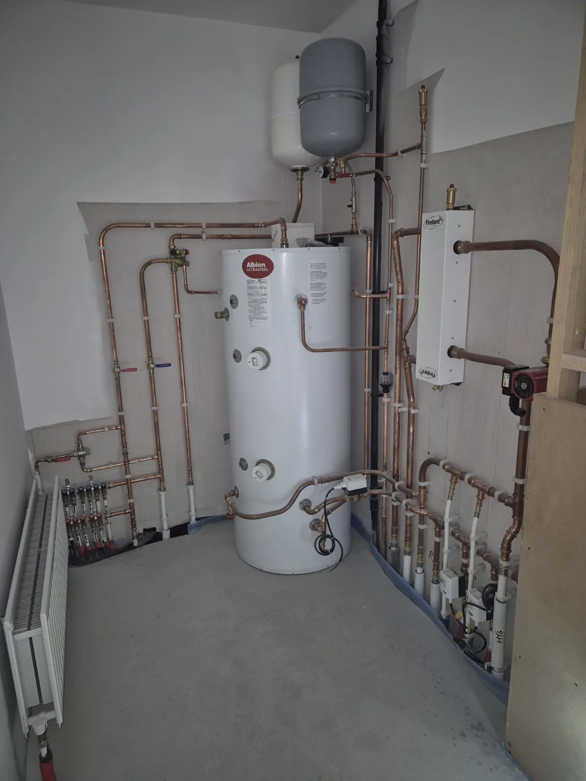 Unvented cylinder installation by Farrell Plumbing